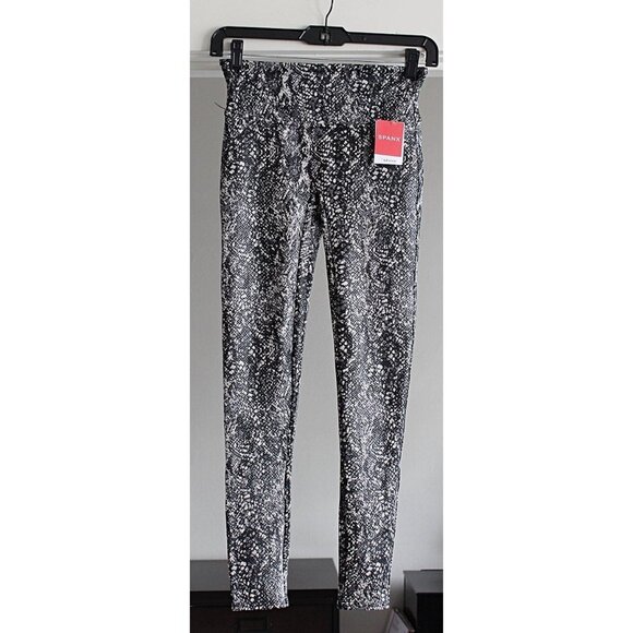 New w/Tags SPANX Faux Leather Snake Shine Leggings in Grey Snake, Small - Picture 3 of 11
